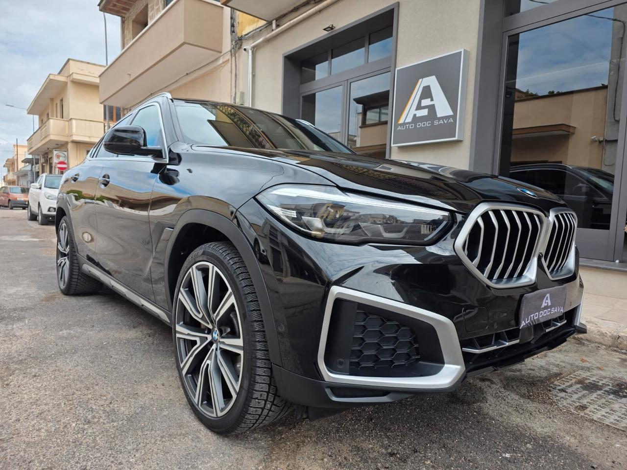 Bmw X6 3.0 D X-Drive 48V X-Line+Cerchi 22+Tetto+Luci Ambiente...