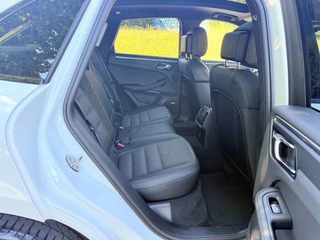PORSCHE Macan 2.0 T IVA ESPOSTA