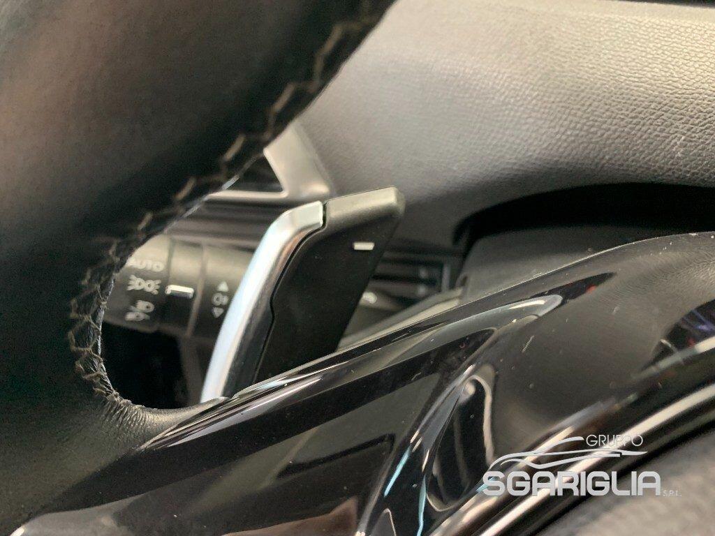 Peugeot 3008 EAT8 Allure Pack Automatico 1.5 BlueHDi