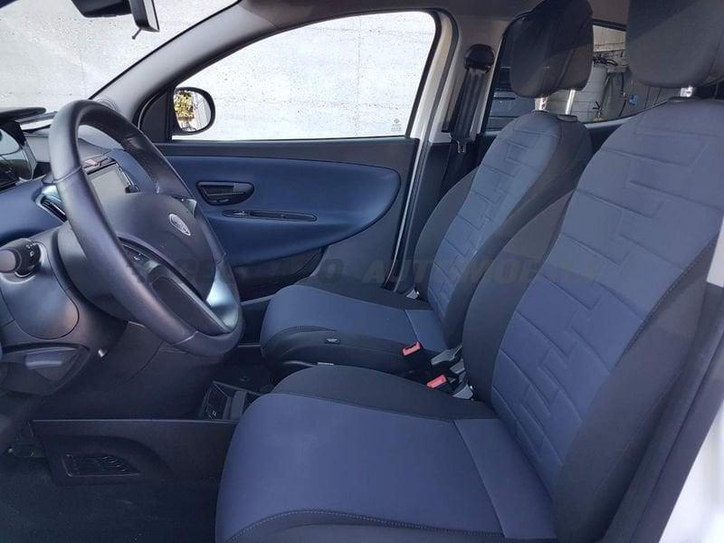 Lancia Ypsilon Ypsilon 1.0 firefly hybrid Platino s&s 70cv