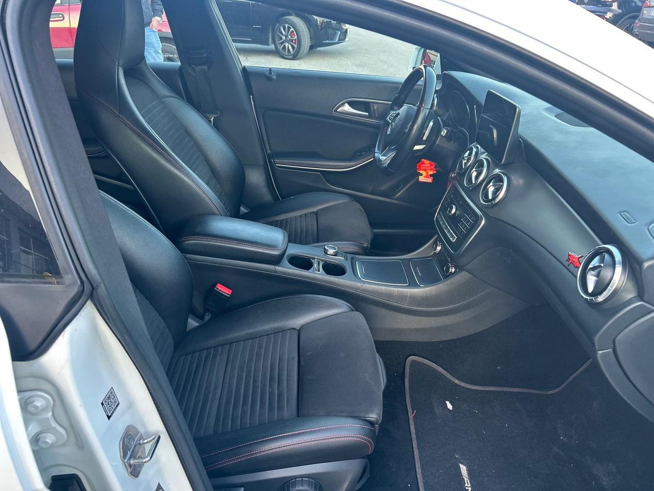 Mercedes-Benz CLA 180 Premium CLA 180 #8250