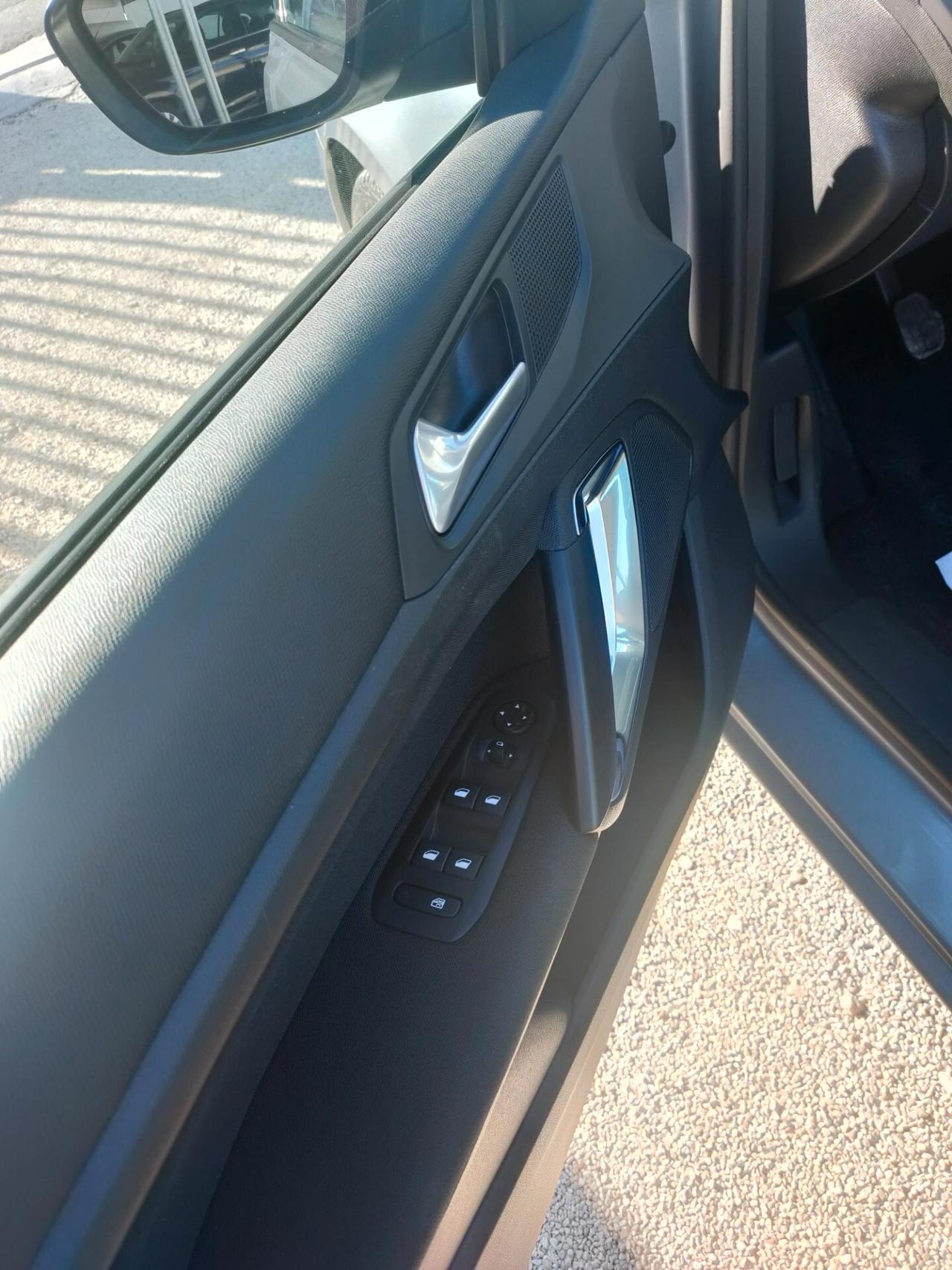 Peugeot 308 BlueHDi 100 S&S Business
