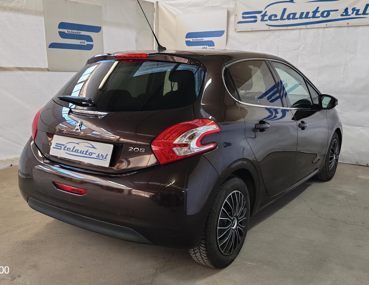 Peugeot 208 1.6 VTi 120 CV 5 porte Allure