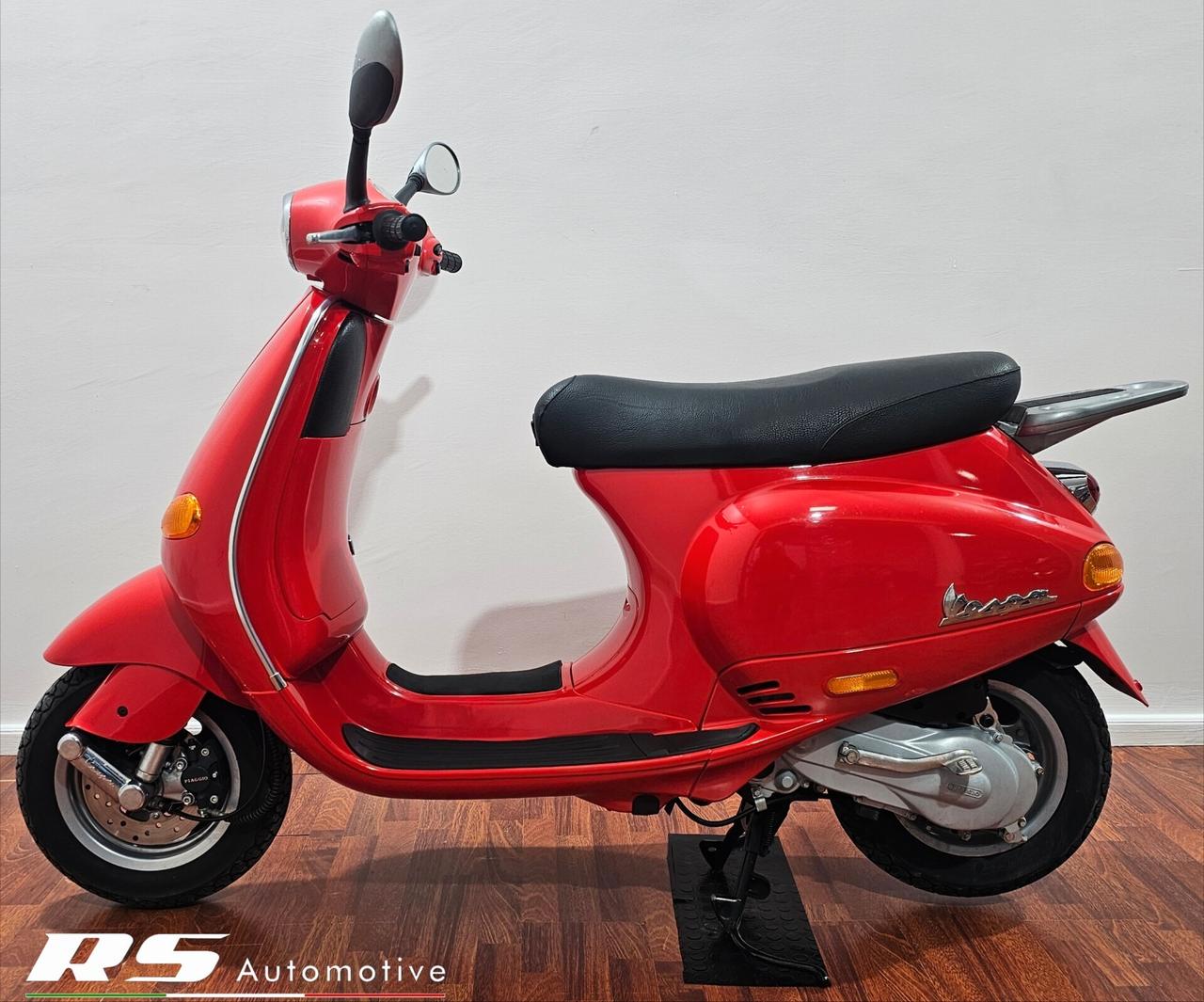 Piaggio Vespa 50 ET2 Coca cola