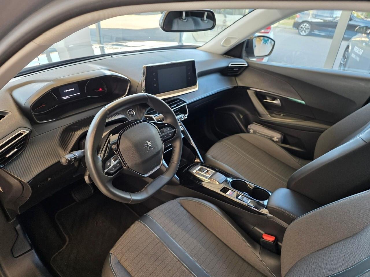 Peugeot 2008 PureTech 130 S&S EAT8 Allure Pack
