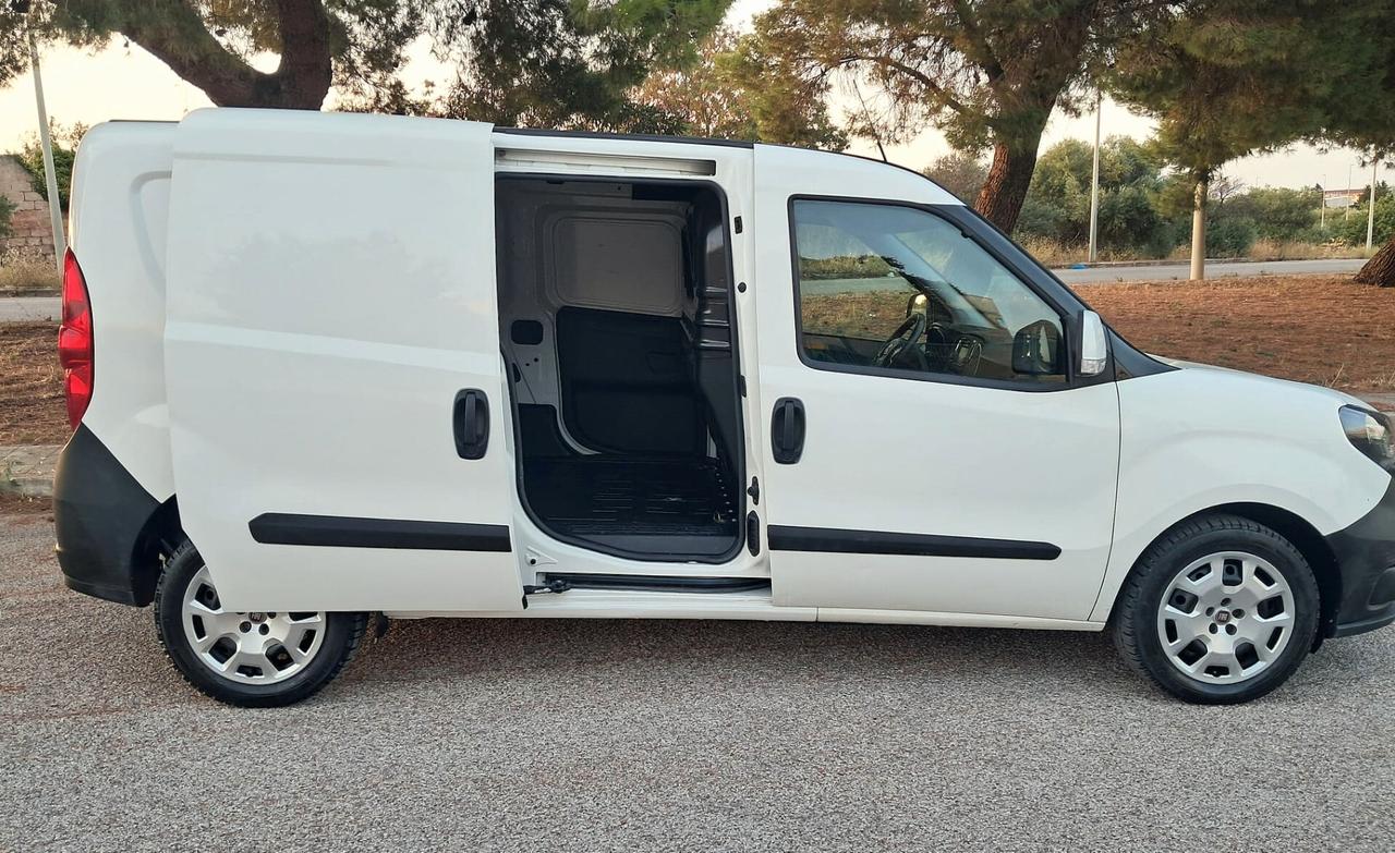 Fiat Doblò 1.6 MJT 105CV S&S PL-TN Cargo Maxi Lounge