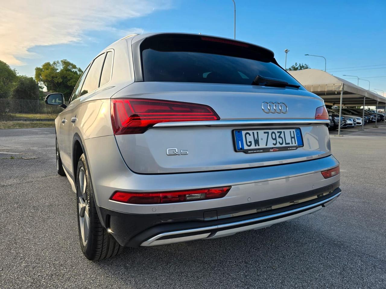 Audi Q5 35 2.0 tdi mhev 12V Business Advanced s-tronic