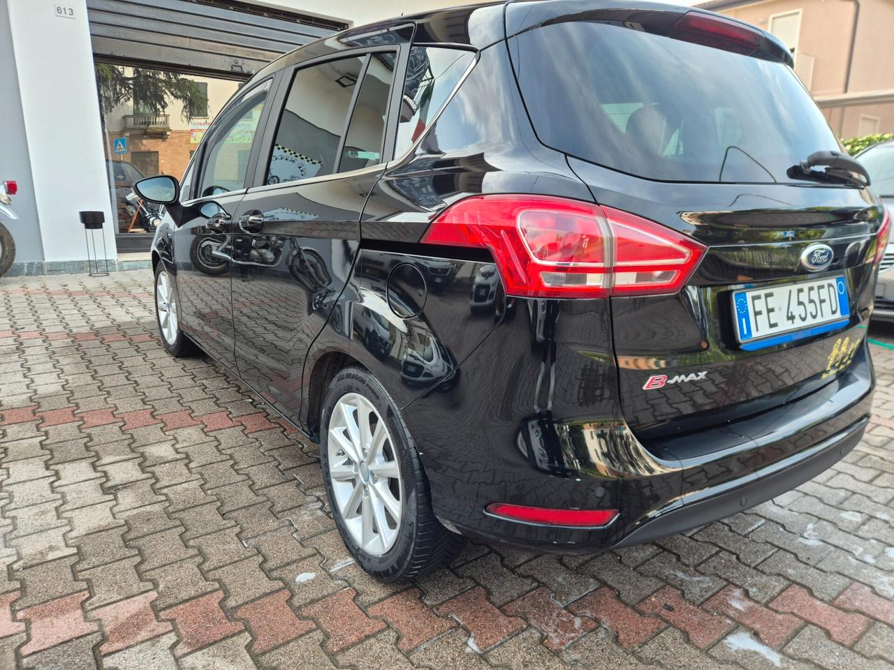 Ford B-Max 1.4 90 CV GPL Business Titanium