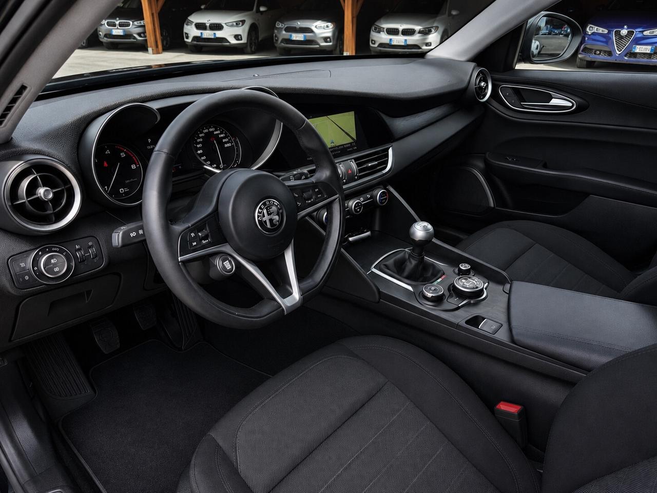 Alfa Giulia 2.2 Turbodiesel 150 CV distribuzione e frizione eseguita