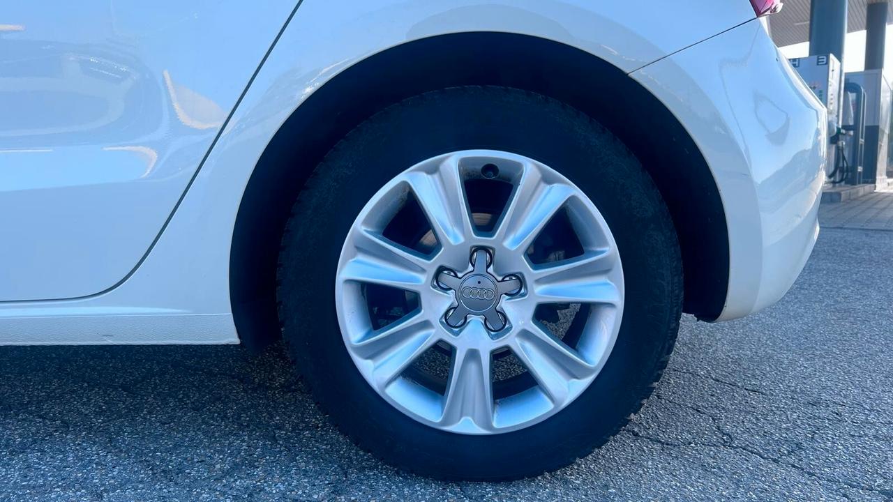 Audi A1 1.6 TDI Attraction