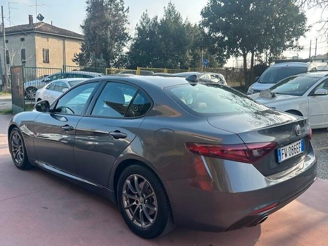 Alfa Romeo Giulia 2.2 Turbodiesel 160 CV AT8 Super