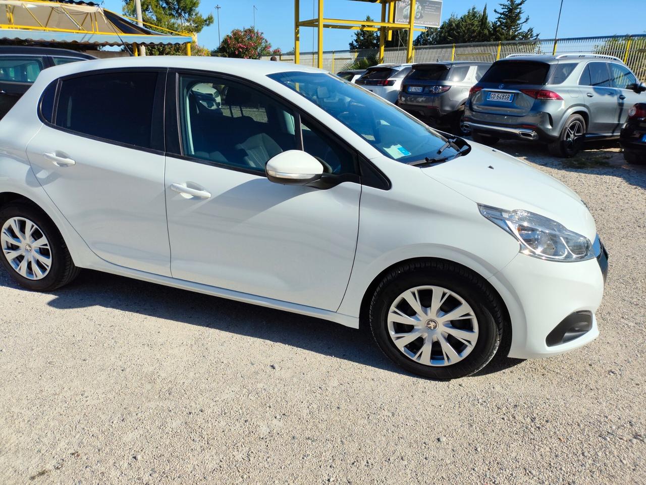 Peugeot 208 BlueHDi 75 5 porte Active