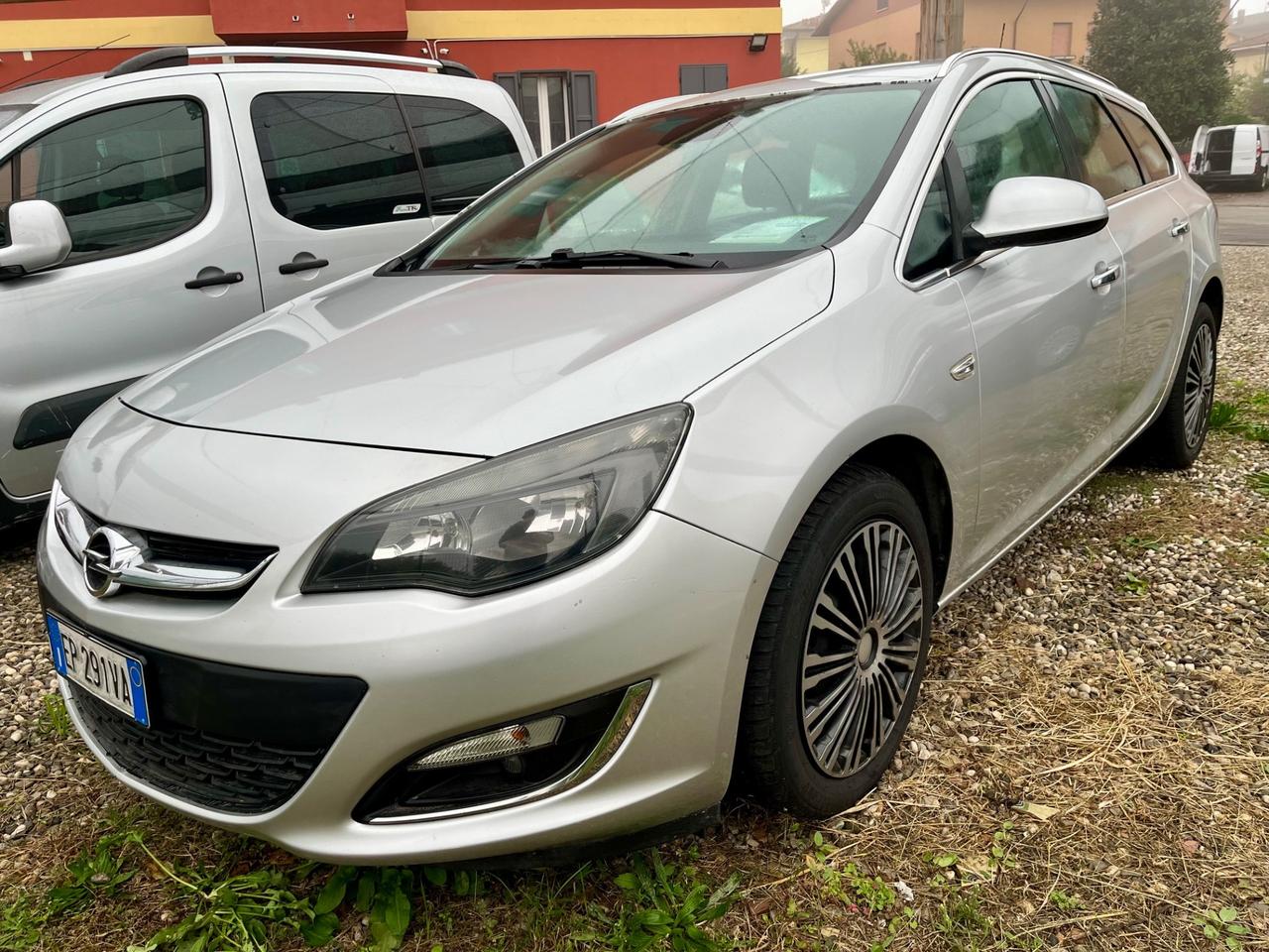 Opel Astra 1.7 CDTI 130CV Sports Tourer Cosmo