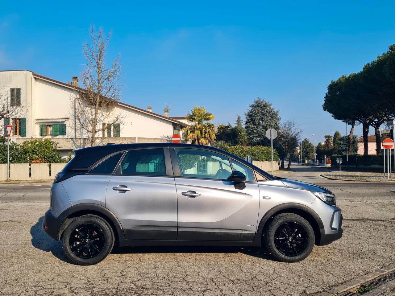 Opel Crossland 1.2 82 CV Design & Tech