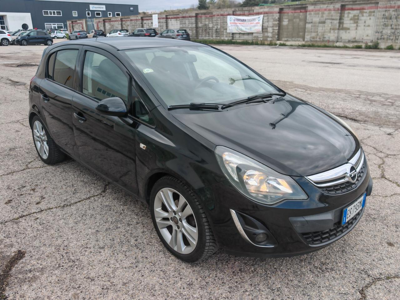 Opel Corsa 1.2 5p unico proprietario ok neopatentati no incidenti.