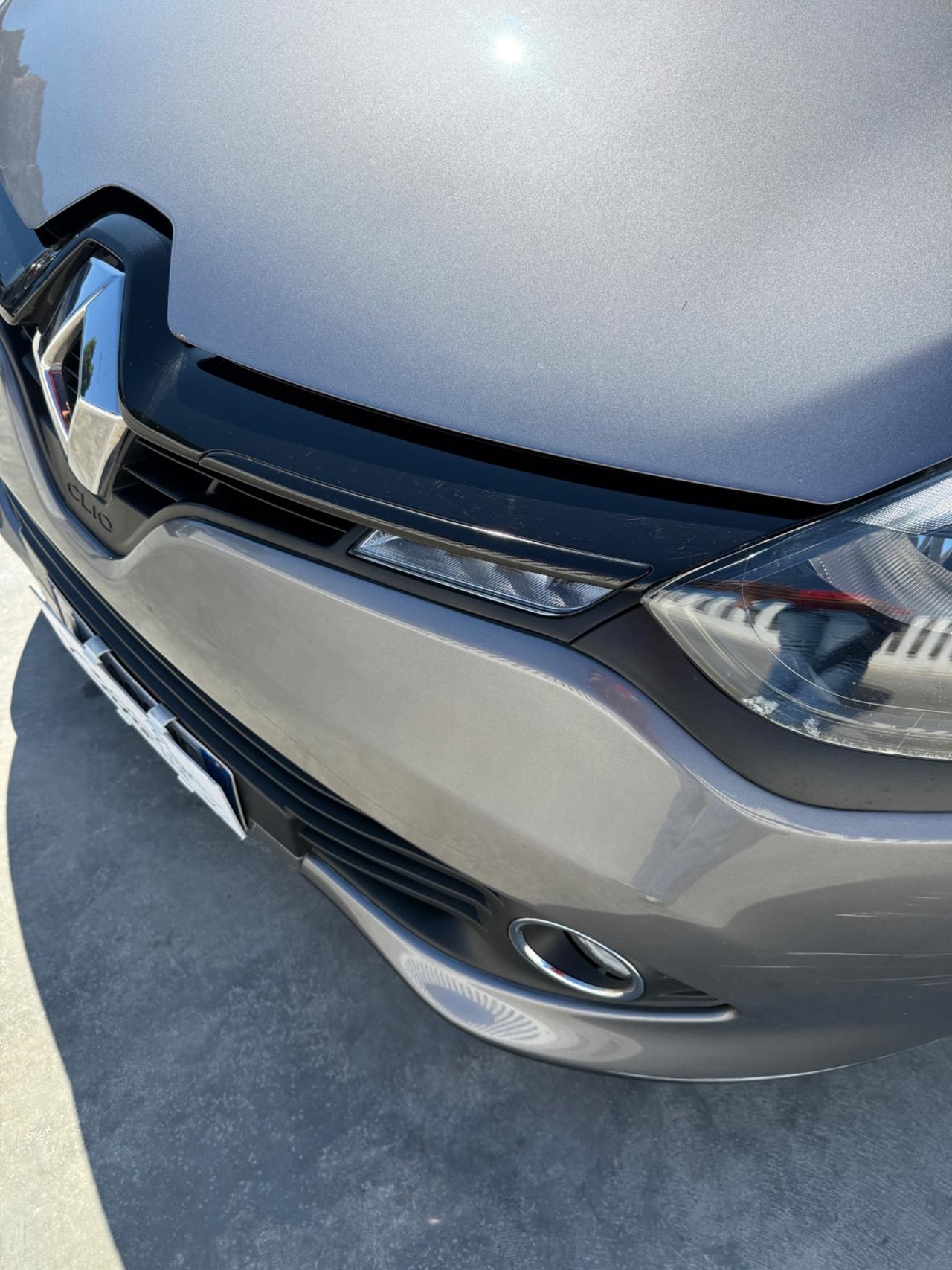 Renault Clio dCi 8V 75CV Autocarro 4 Posti