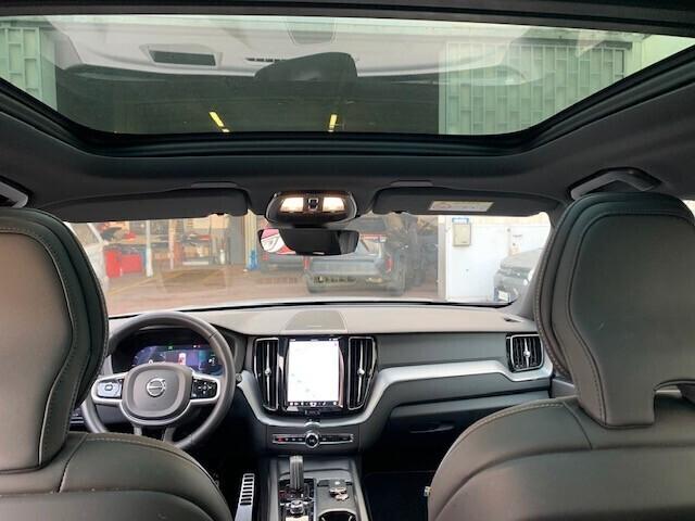 Volvo XC60 2.0 t6 recharge PLUG IN Inscription