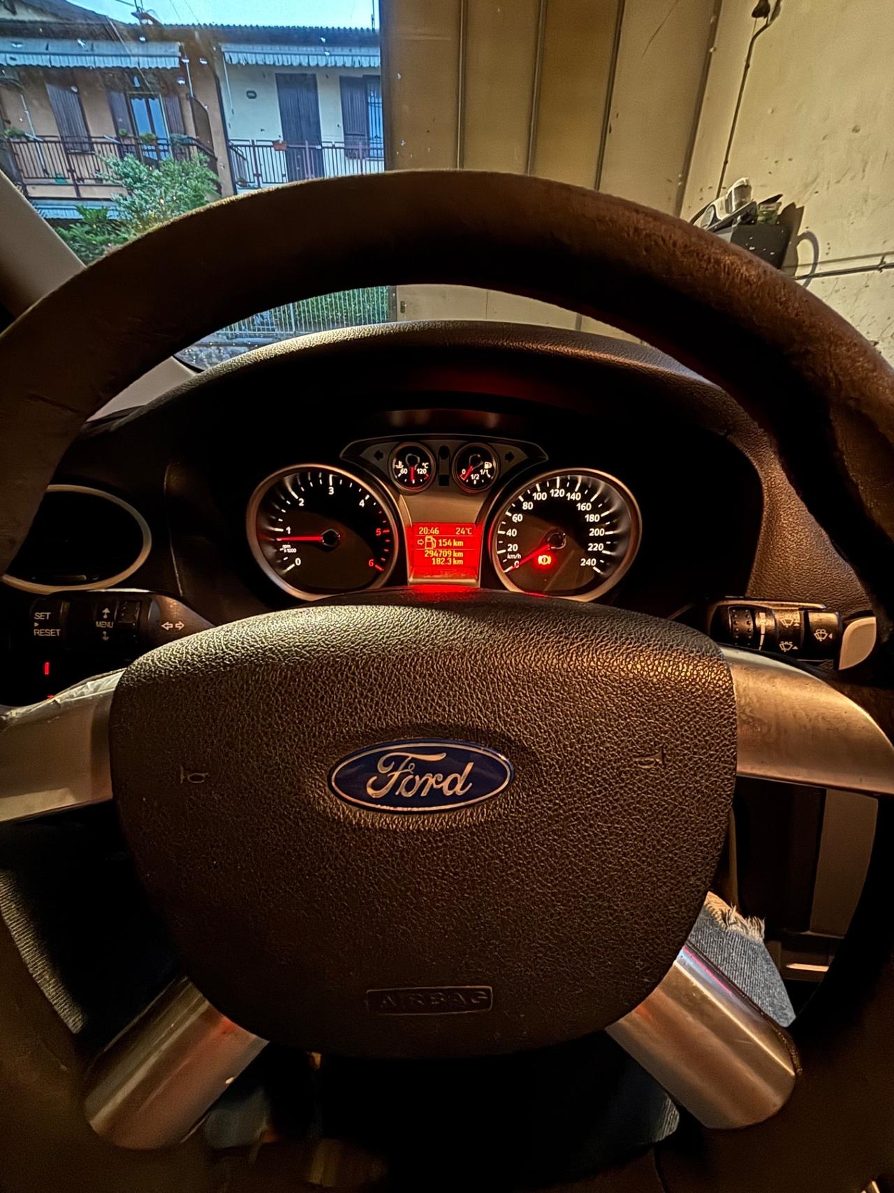 Ford Focus 1.6 TDCi (110CV) 5p. Tit. DPF