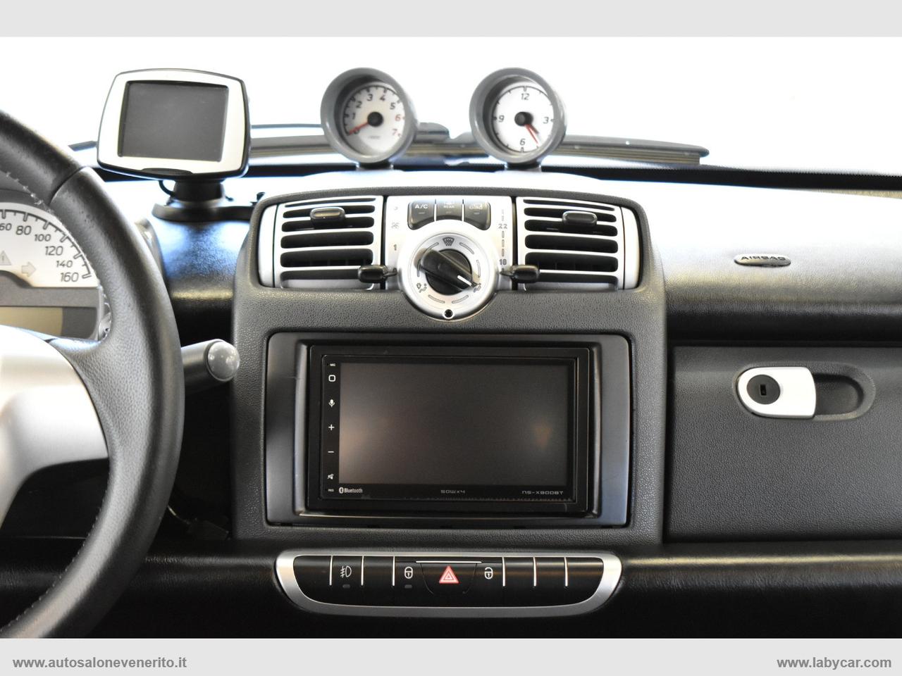 SMART fortwo 1000 62 kW coupé passion
