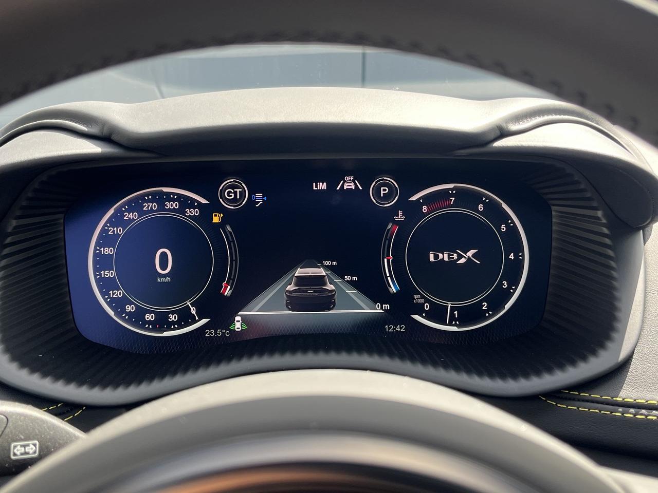 ASTON MARTIN DBX707 4.0 auto