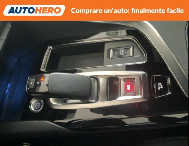 PEUGEOT 3008 Hybrid4 300 e-EAT8 GT Pack