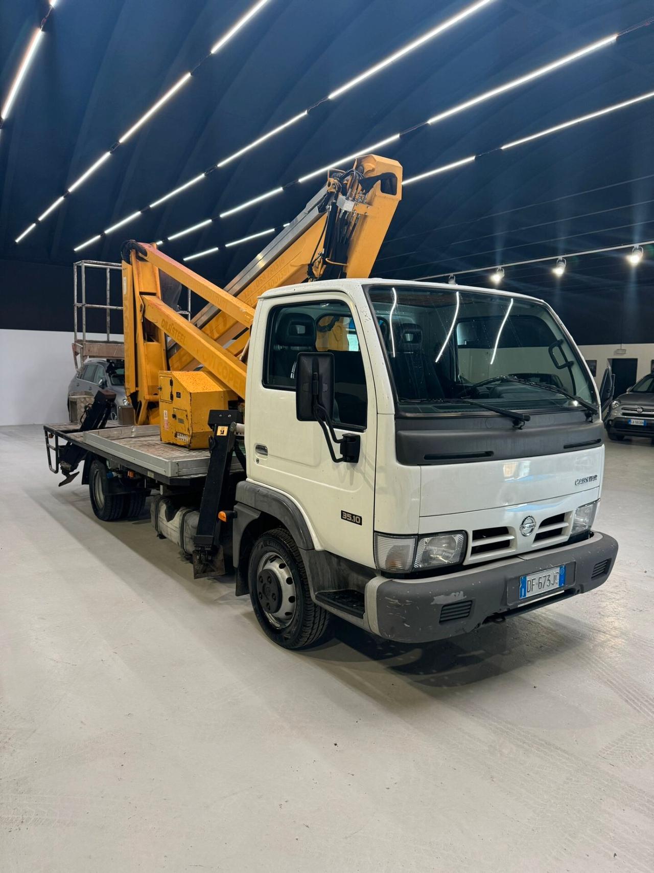 NISSAN CABSTAR CESTELLO