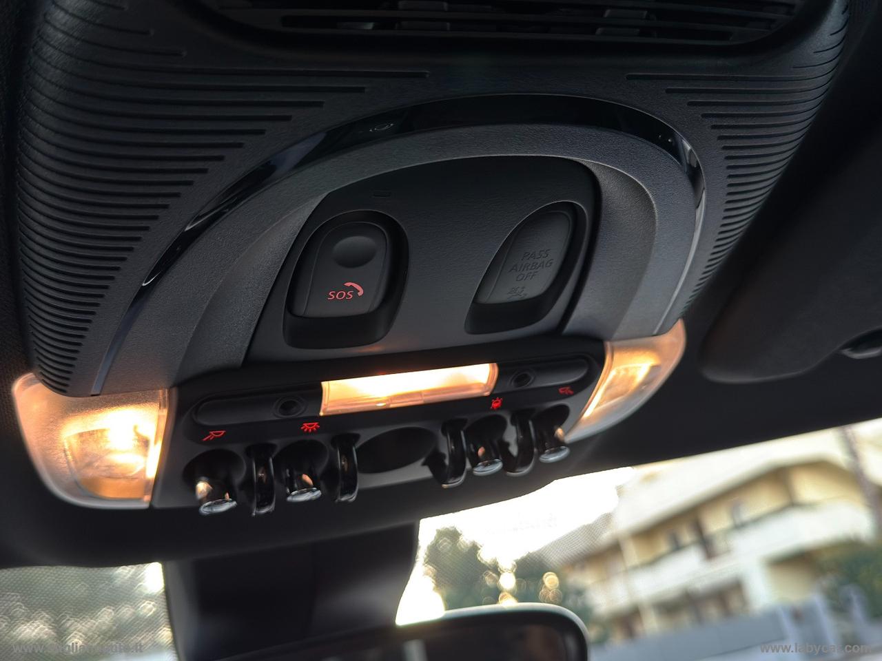 MINI Mini Cooper D Essential Countryman