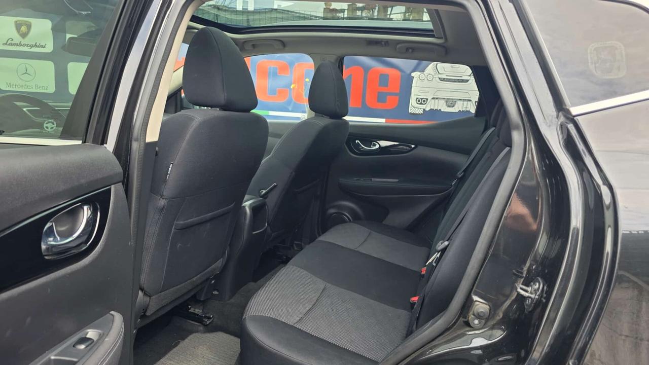Nissan Qashqai 1.5 dCi Tekna Tetto Telecamera