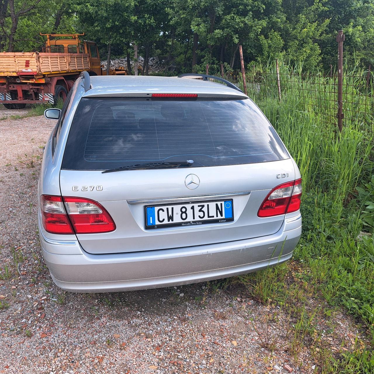 Mercedes-benz E 270 Mercedes Classe 270Cdi cambio manuale 6marce Autocarro 5posti motore da sostituire/ o per ricambi