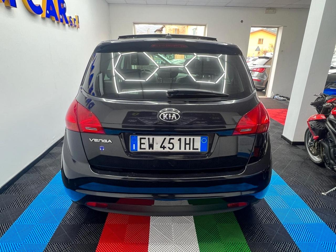 Kia Venga 1.4 90Cv 5p. Benzina - Ok Neopatentati