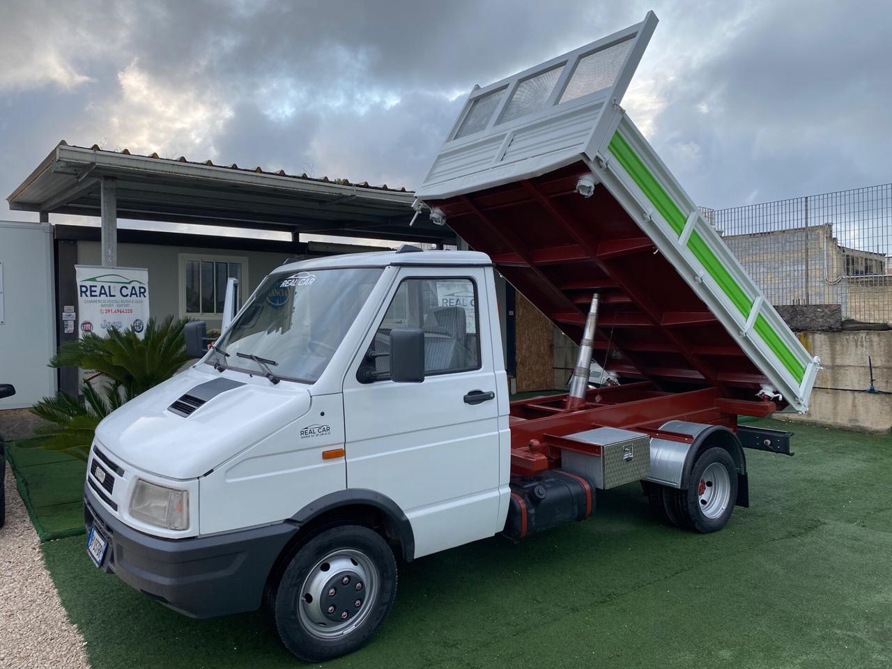 Iveco Daily 35-12 Ribaltabile Trilaterale