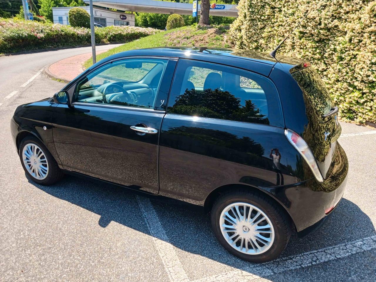 Lancia Ypsilon 1.2 - 77mila km