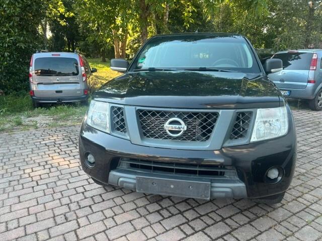 Nissan Navara 2.5 dCi 4 porte Double Cab WoRK