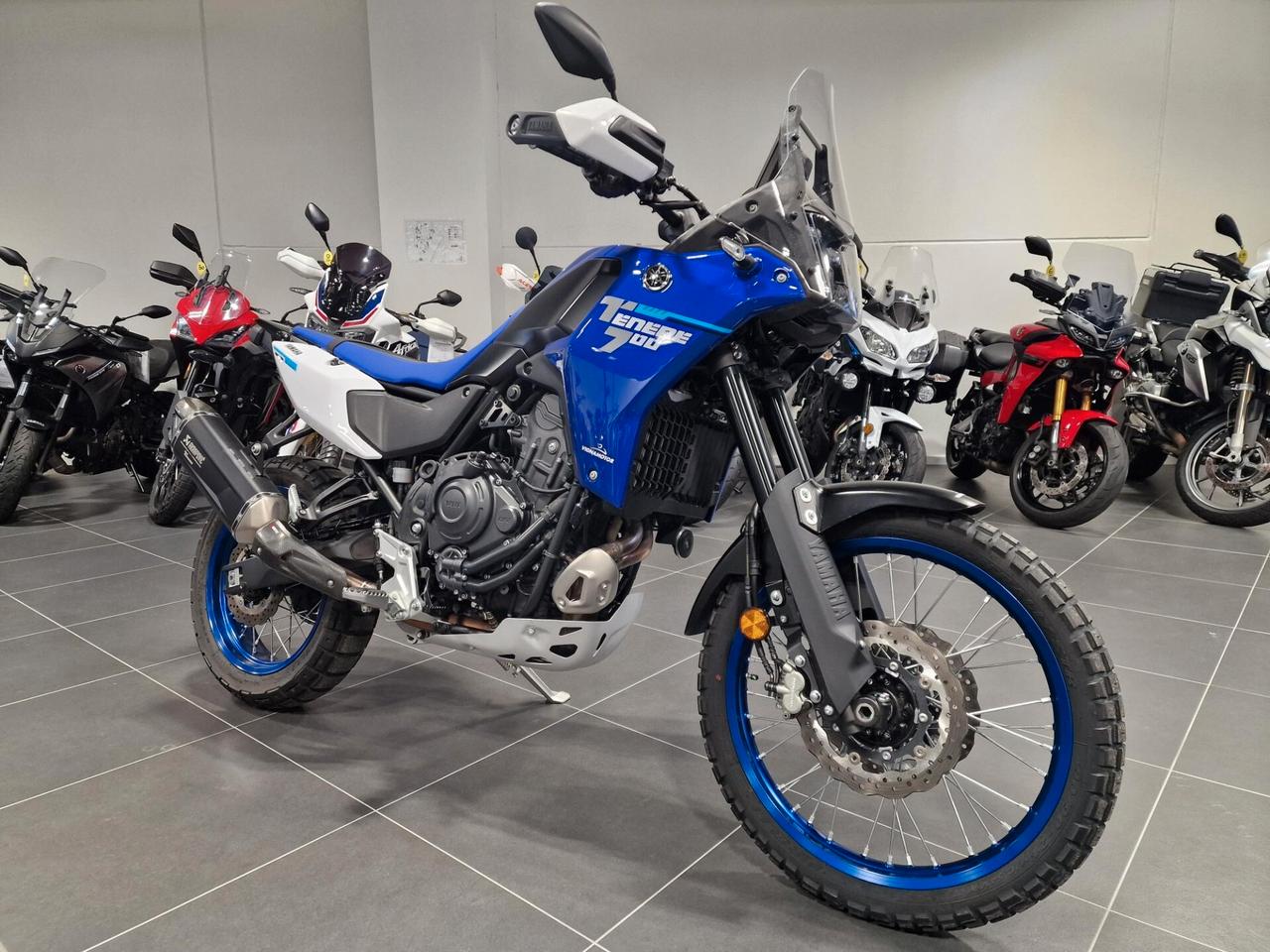 Yamaha Ténéré 700 Blu 2025 Akrapovic