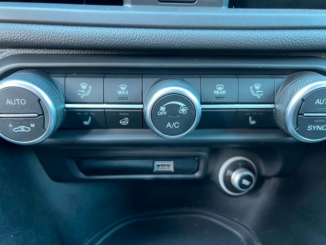 Alfa Romeo Giulia 2.0 Turbo 280 CV AT8 Veloce