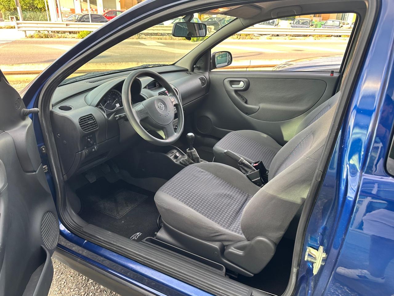 Opel Corsa 1.0i 12V cat 3 porte Edition