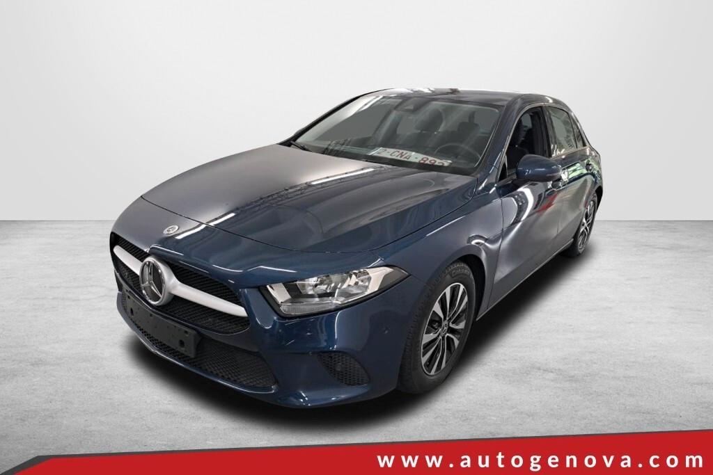 MERCEDES-BENZ A 180D 116CV 6M. BUSINESS SOLUTION ( CRUISE - NAVI - PARK ASSIST )