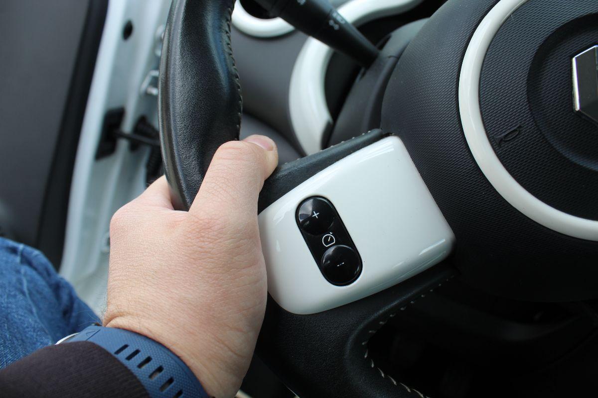 RENAULT - Twingo - SCe Limited