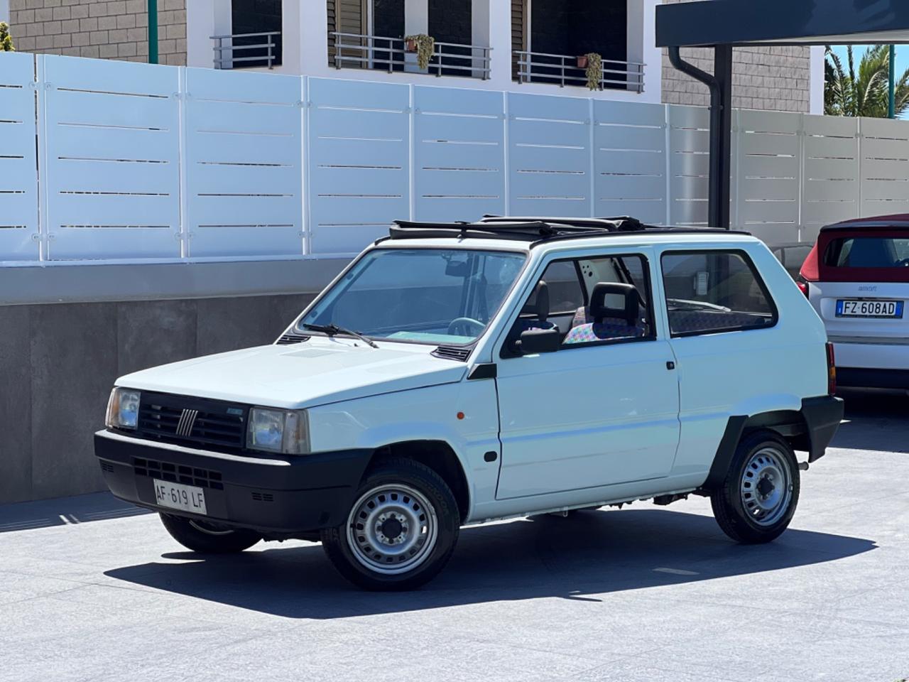 Fiat Panda 900 con Tetto panoramico apribile - Tagliandata