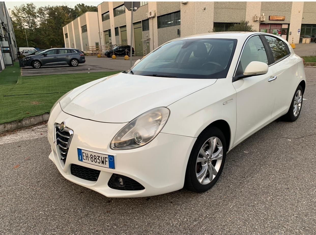 Alfa Romeo Giulietta 1.6 JTDm-2 105 CV Distinctive NEOPATENTATI