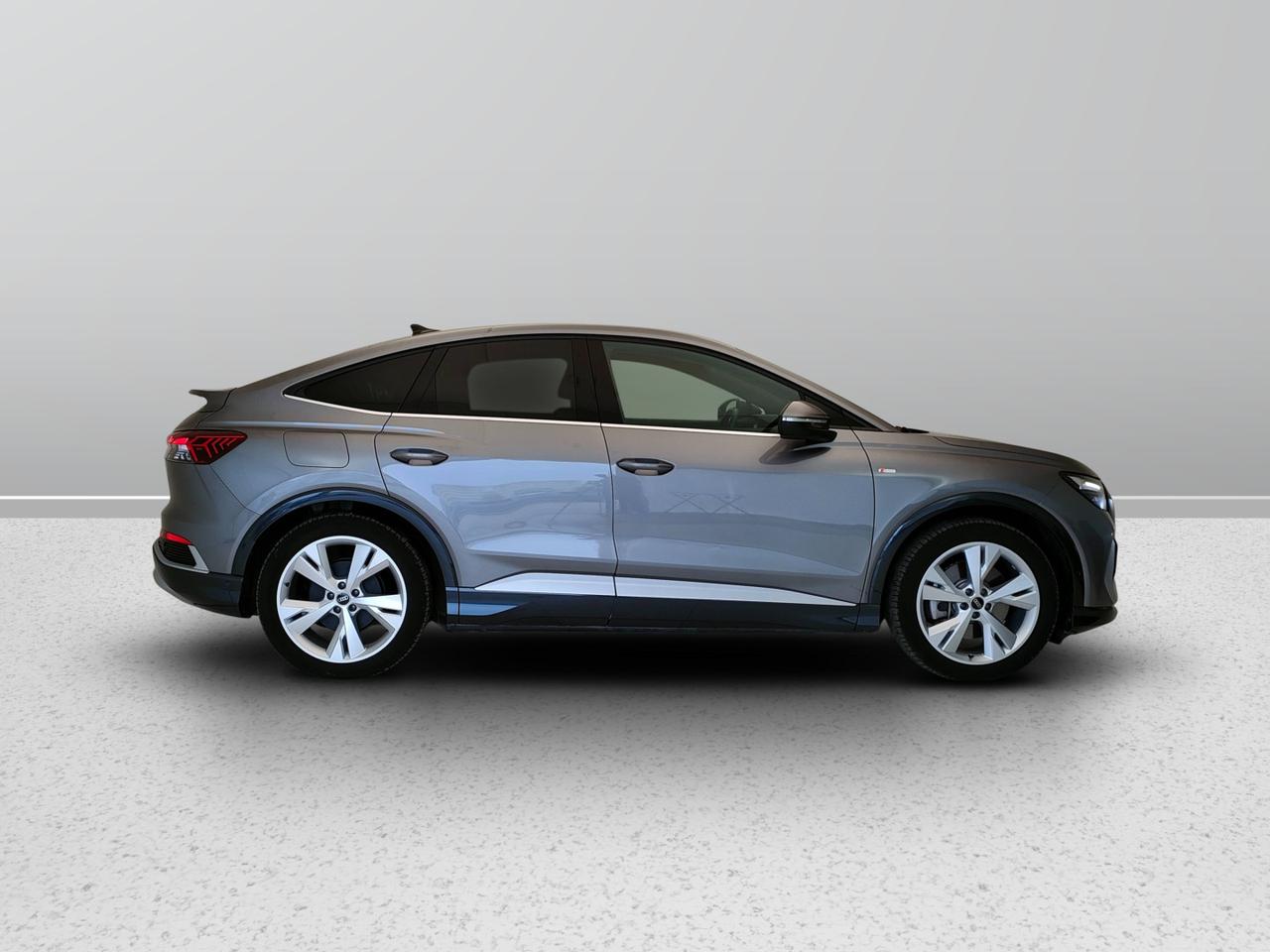AUDI Q4 Sportback e-tron - Q4 Sportback e-tron 40 S line edition