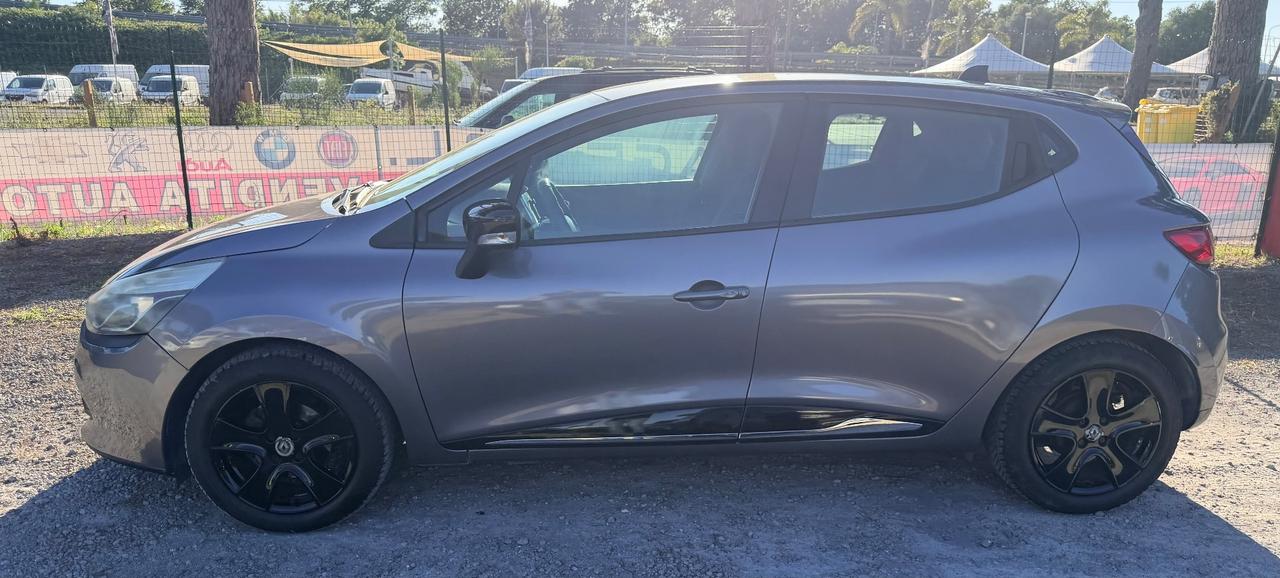 Renault Clio 1.2 75CV 5 porte Life