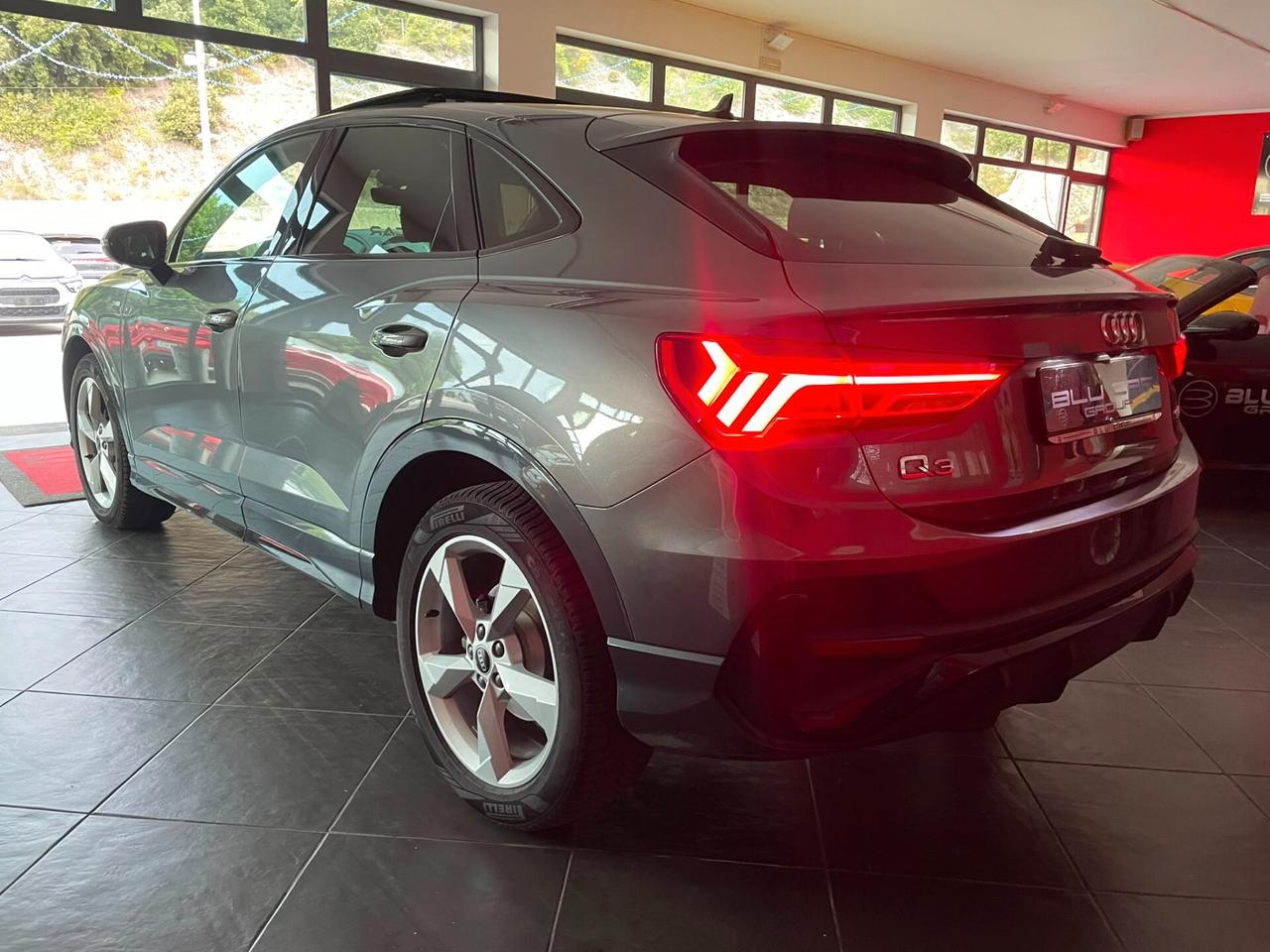 AUDI Q3 SPTB 35tdi S-TRONIC S-LINE *TETTO APRIBILE*
