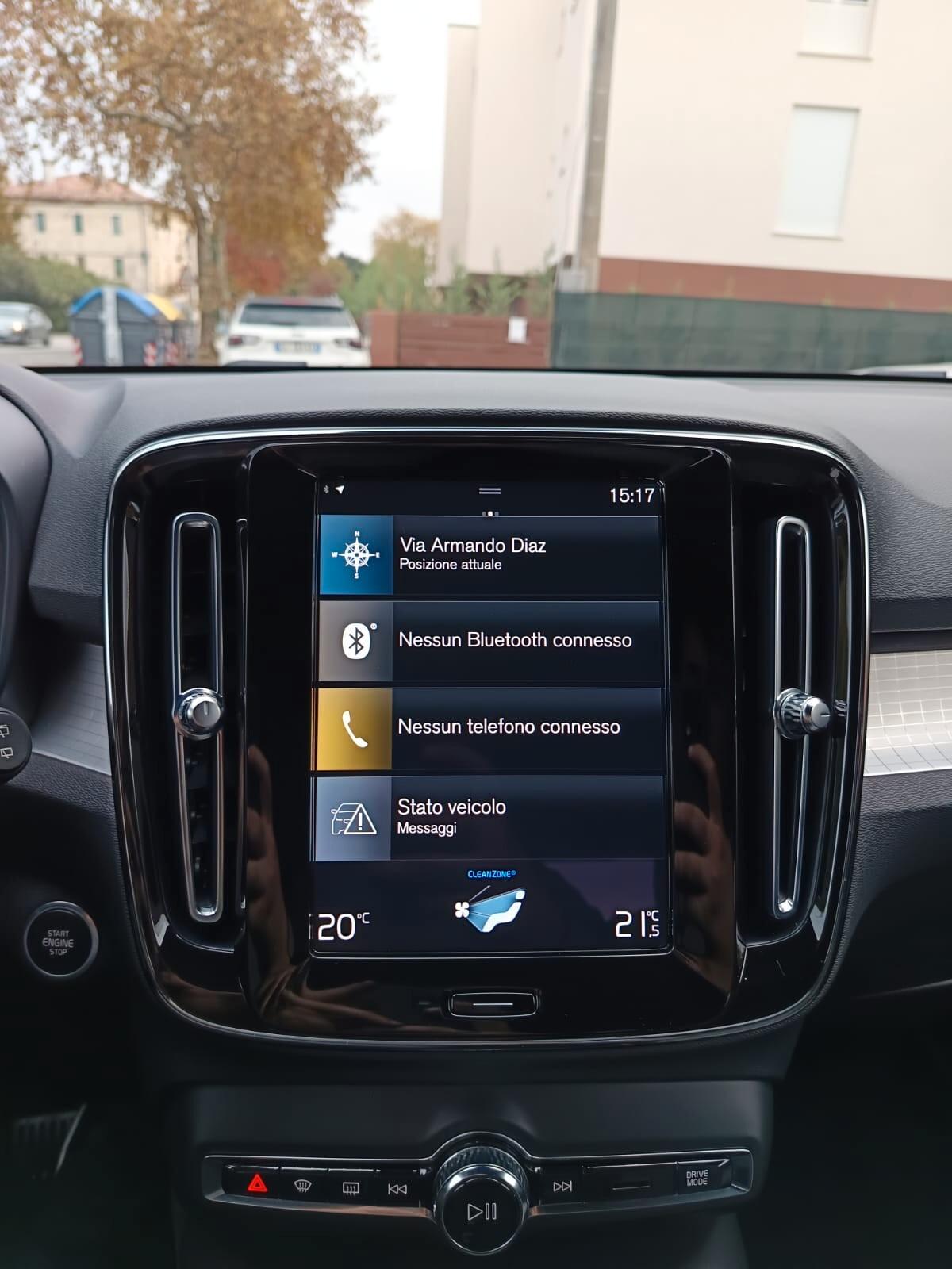Volvo XC40 T4 Recharge Plug-in Hybrid automatico Essential