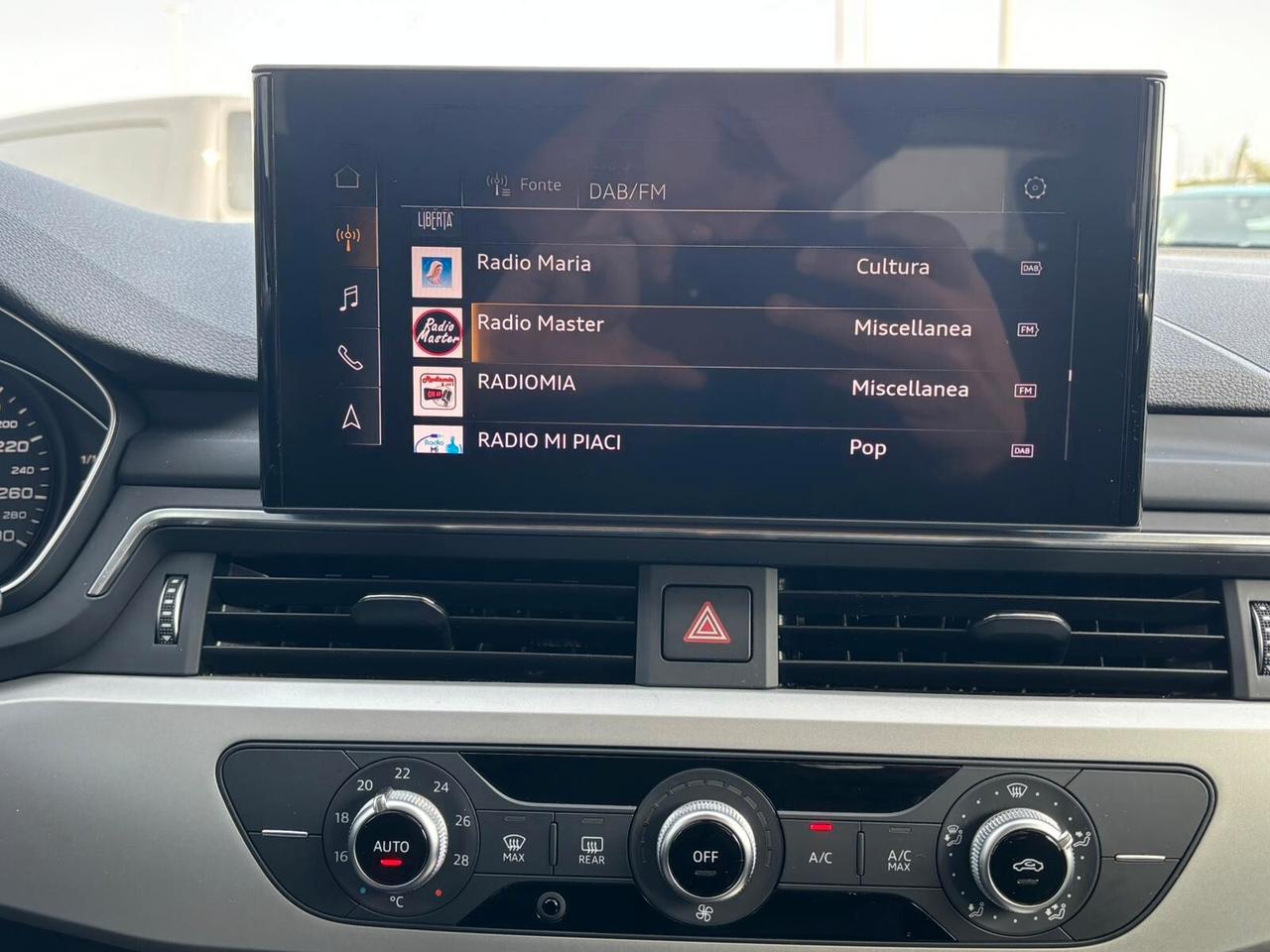 Audi A4 Avant 30 TDI/136 CV S tronic Advanced