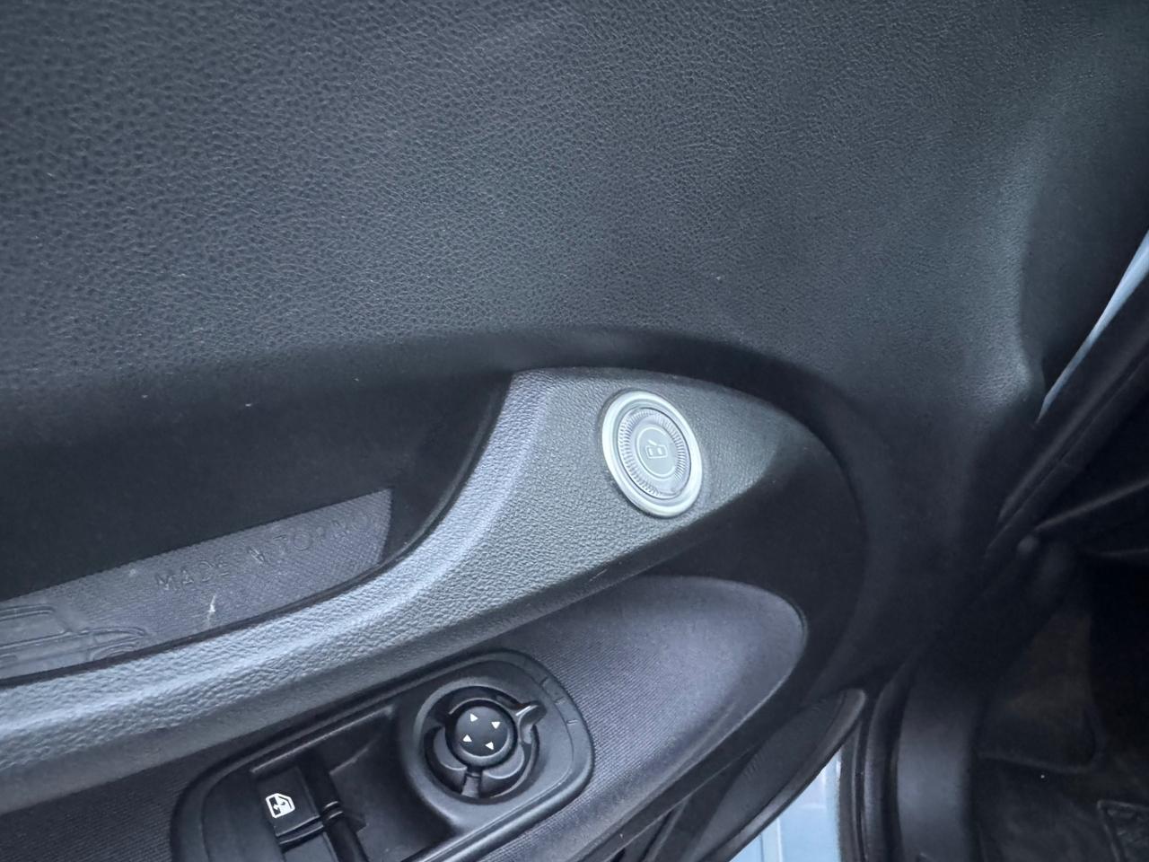 Fiat 500 500e Berlina 42 kWh La Prima