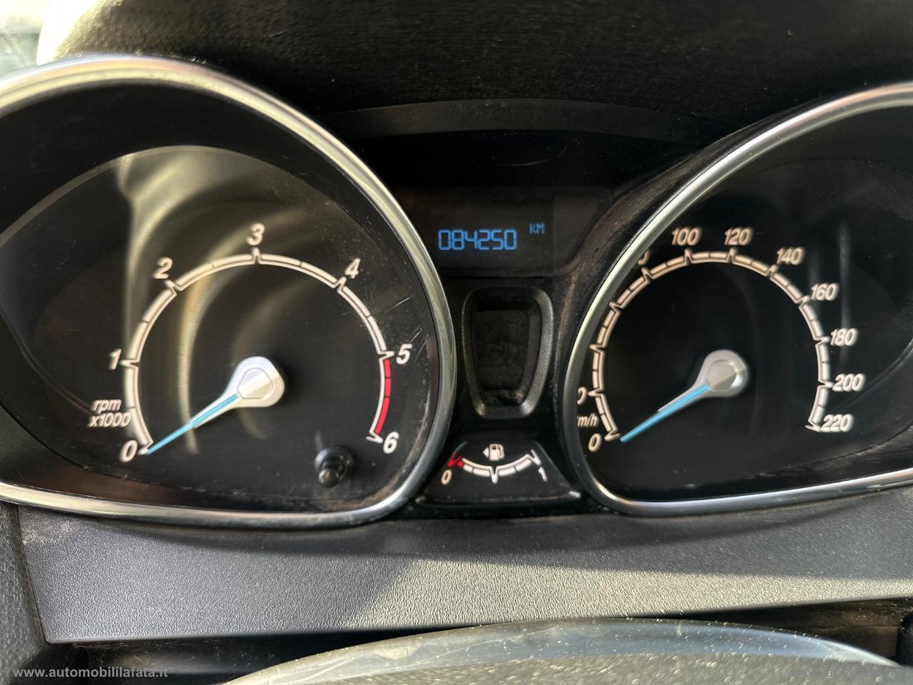 FORD Fiesta 1.5 TDCi 75 CV 5p. DIESEL CON GANCIO TRAINO