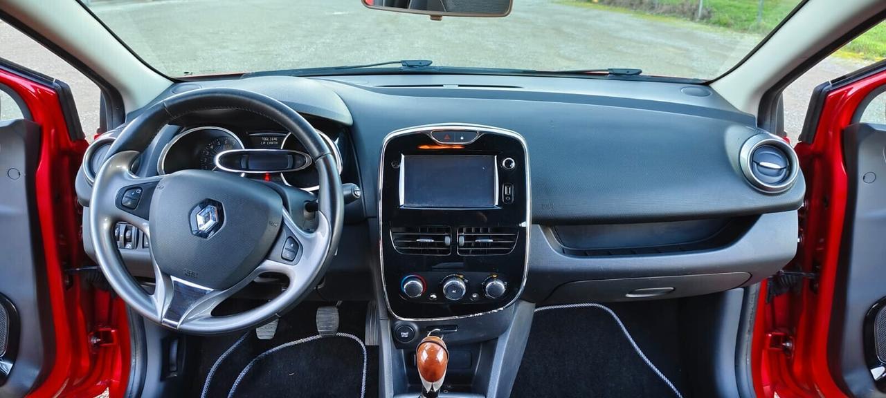 Renault Clio 0.9 TCe 12V 90CV 5 porte Costume National