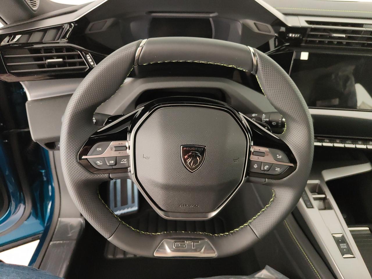 Peugeot 408 Hybrid 136 e-DCS6 GT
