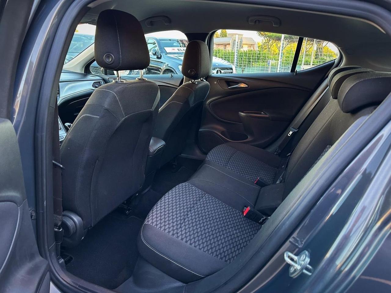 Opel Astra 1.6 CDTi 110CV Start&Stop 5 porte Elective
